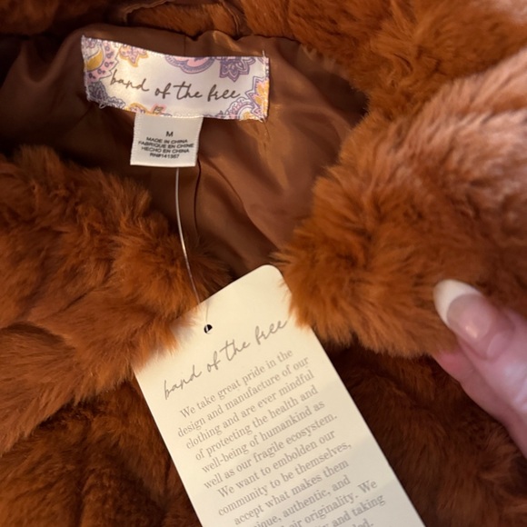 Band of the Free Women's Coco Brown Faux Fur Zip Up Jacket Medium NWT - Picture 5 of 9